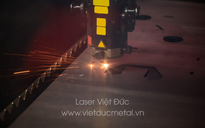 Gia công cắt laser CNC