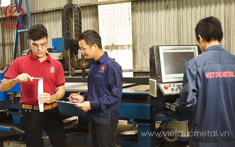 Tìm hiểu nhà máy gia công cơ khí tại Laser Việt Đức